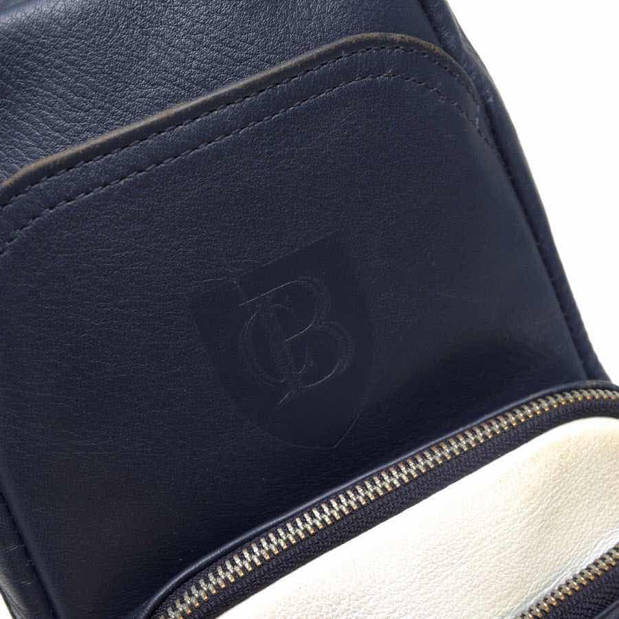【極美品】ブラックレーベルクレストブリッジ レザー ボディバッグ 黒 本革 ライトウェイトコーデュラバリスティックスマートボディバック（バッグ