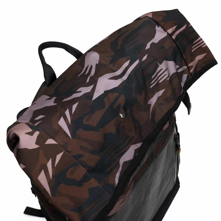 ○マスターピース master-piece テフロン加工 コーデュラファブリック リュック 01990-ts 迷彩・カモフラージュ柄 ノートPC収納可  中古 master-piece（マスターピース） リュック 01990-ts テフロン加工