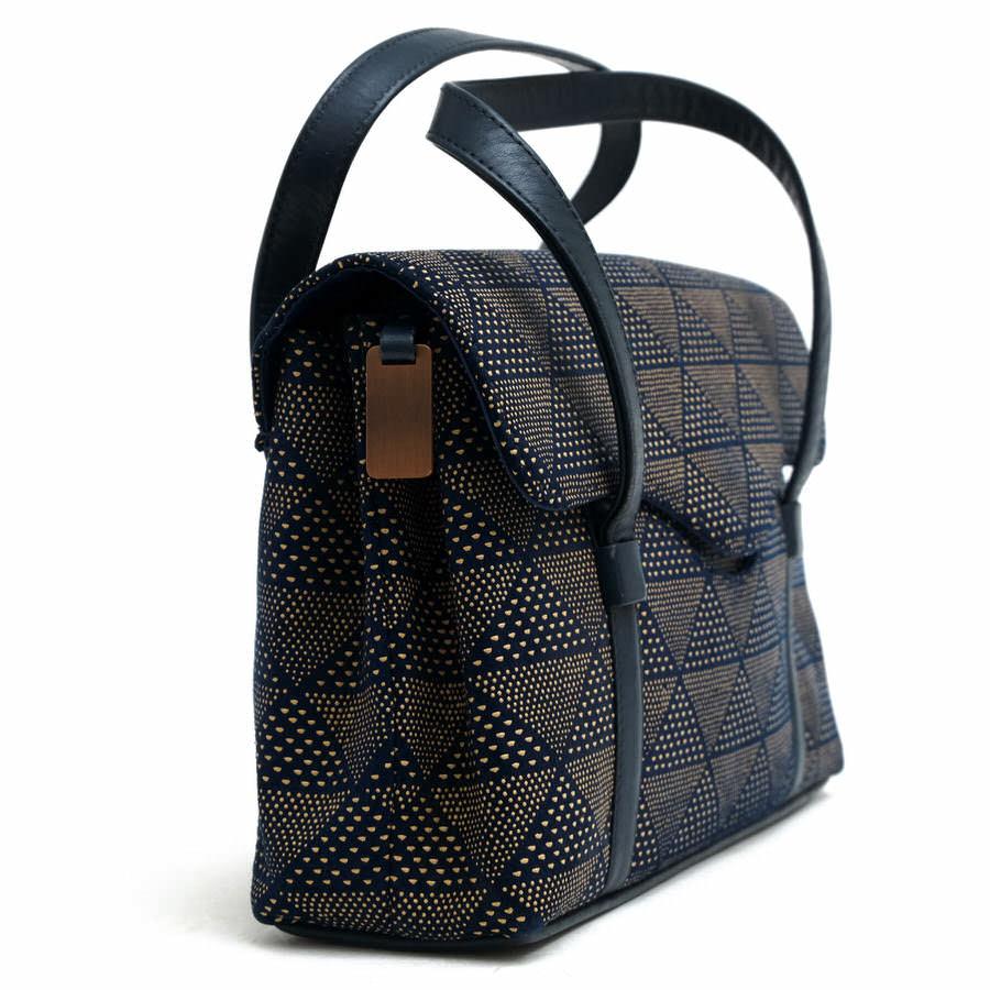 印傳屋（INDEN-YA） 印伝 ハンドバッグ 6404 Kアオリ 鹿革 ディア