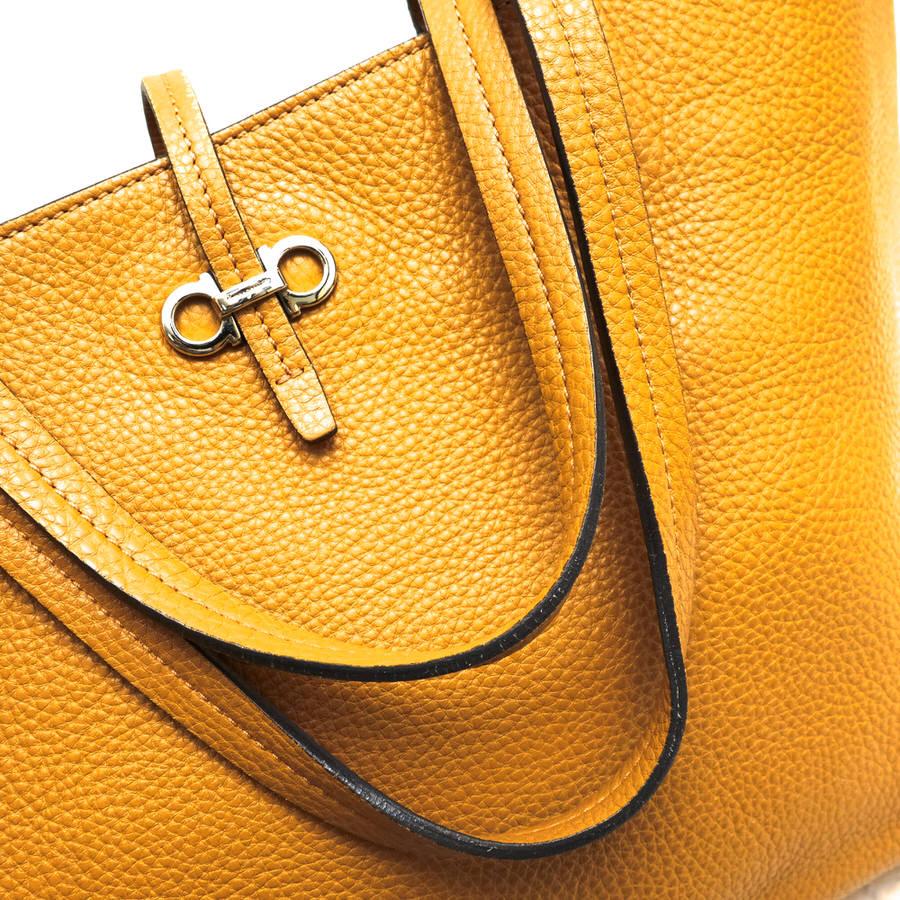 Salvatore Ferragamo フェラガモ トートバッグ ガンチーニ金具 牛革