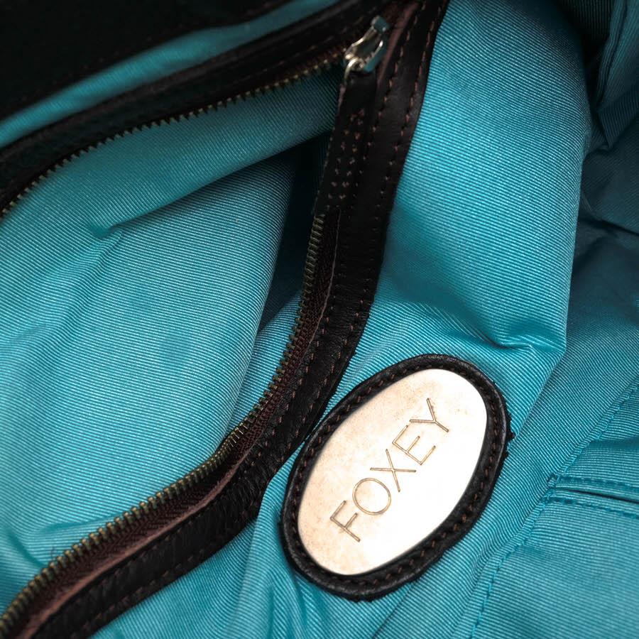 FOXEY（フォクシー） トートバッグ 牛革 シボ革 シュリンクレザー