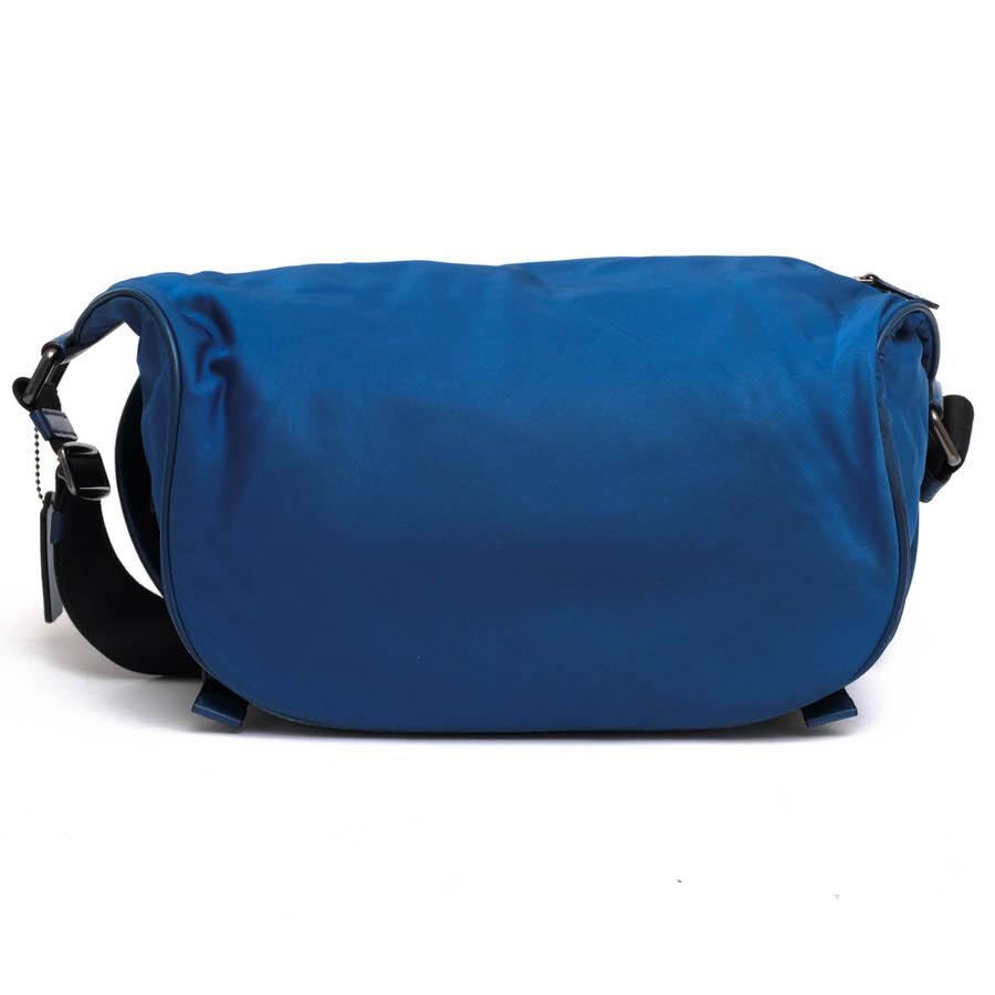 コーチCOACHテリアン パフォレイテッドレザーボディーバッグ