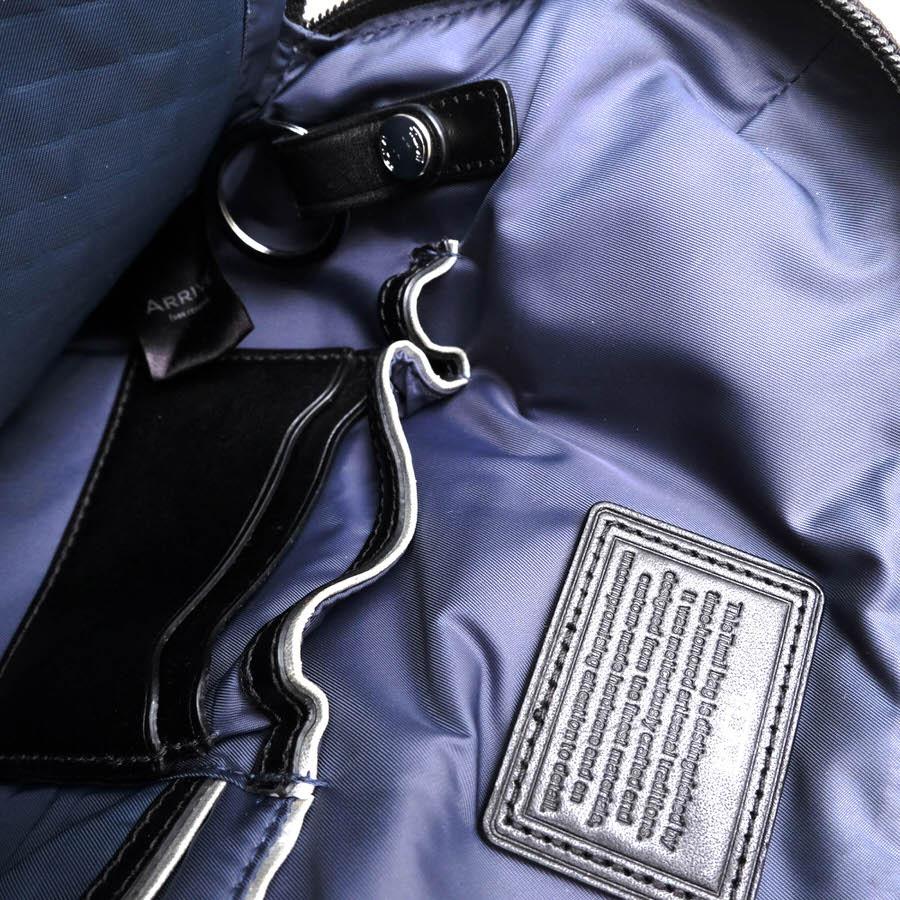 6221【美品】 トゥミ ARRIVE T-Pass 2WAY ショルダーバッグ TUMI トゥミ ショルダーバッグ 25105D ARRIVE McCarren Zip Top