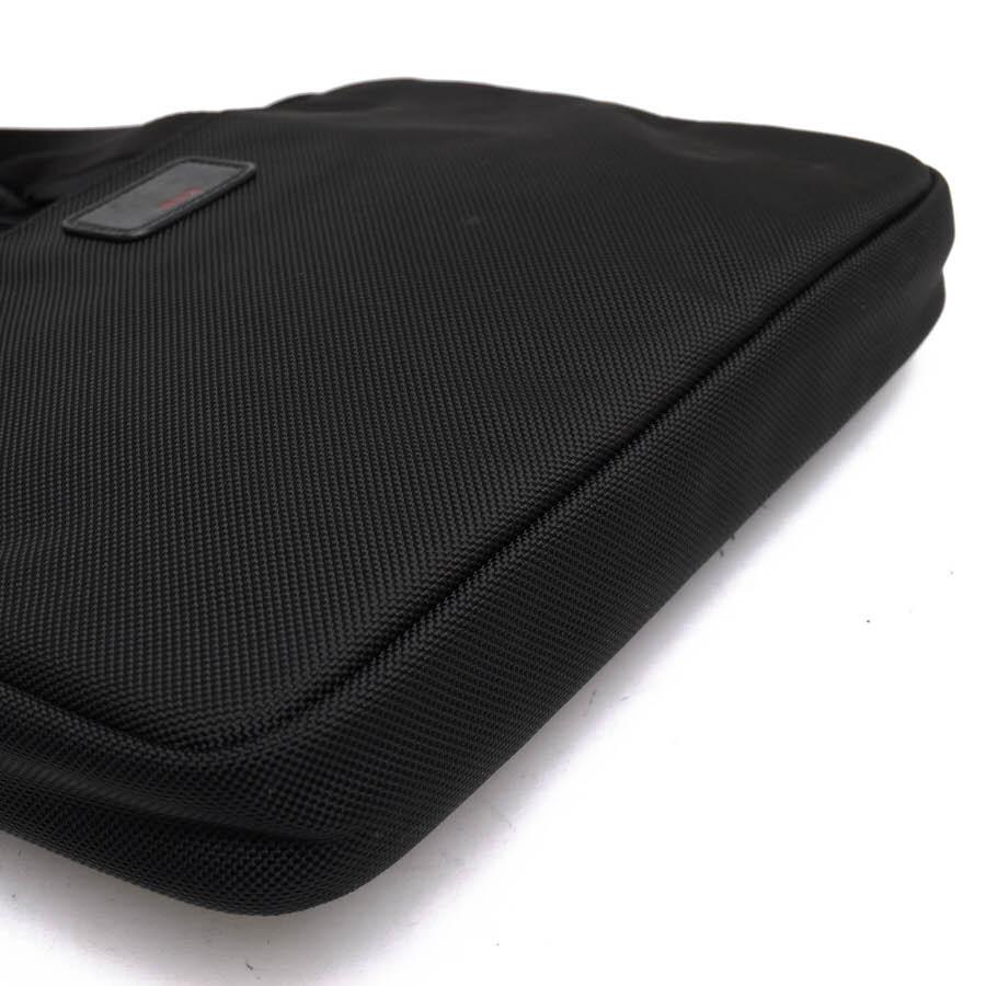 TUMI（トゥミ） ビジネスバッグ 026158DH Netbook Carry Cover バリ 