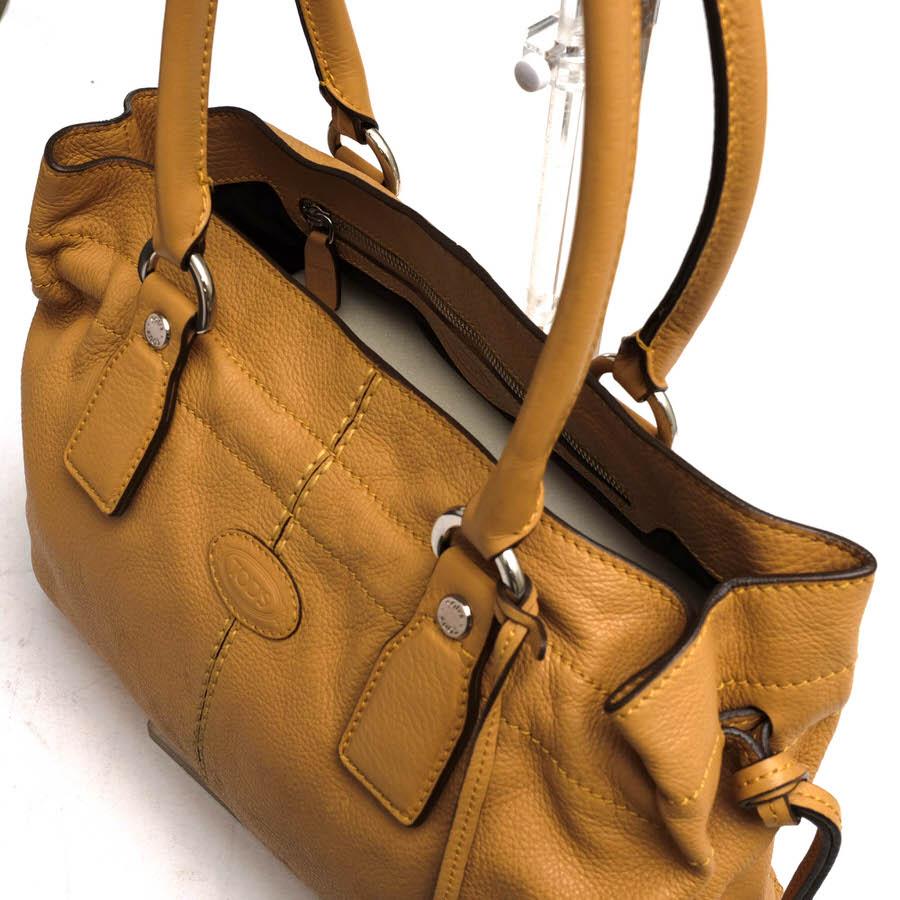 ○トッズ TOD'S 牛革 カーフ トートバッグ Restyled D-Bag Dバッグ シボ革 シュリンクレザー 肩掛け ワンショルダーバッグ 定番 レ 中古 TOD'S（トッズ） トートバッグ Restyled D-Bag 牛革 カーフ シボ革