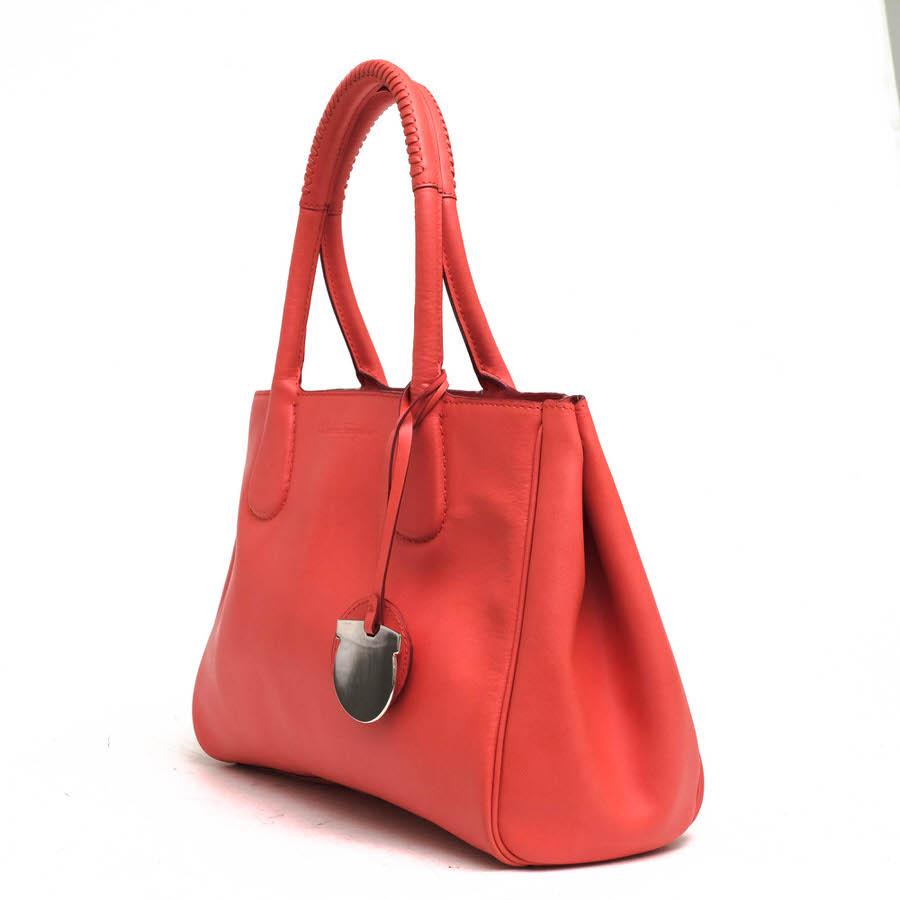 FERRAGAMO（フェラガモ） Salvatore Ferragamo ハンドバッグ NOLITA 