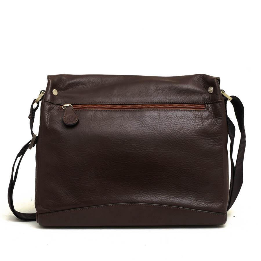 ARMANI（アルマーニ） EMPORIO ARMANI ショルダーバッグ 牛革 フラップ