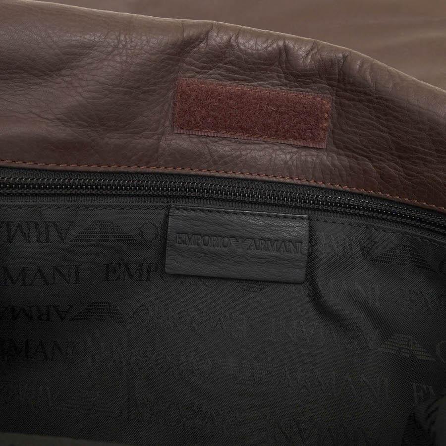 ARMANI（アルマーニ） EMPORIO ARMANI ショルダーバッグ 牛革 フラップ