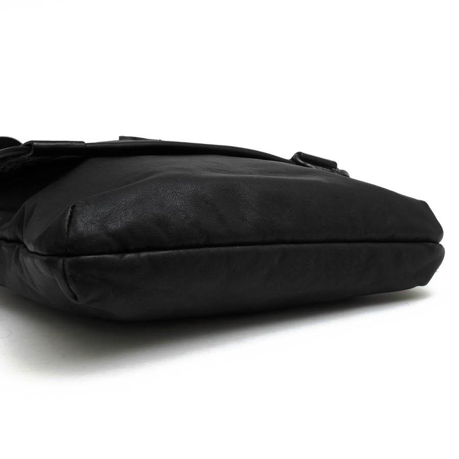 ○トゥミ TUMI フルグレインカウハイドレザー 牛革 ショルダーバッグ 92304DH2 Alpha Bravo Annapolis Zip Flap Bag アナポリス メ 中古 TUMI（トゥミ） ショルダーバッグ 92304DH2 Alpha Bravo Annapolis Zip