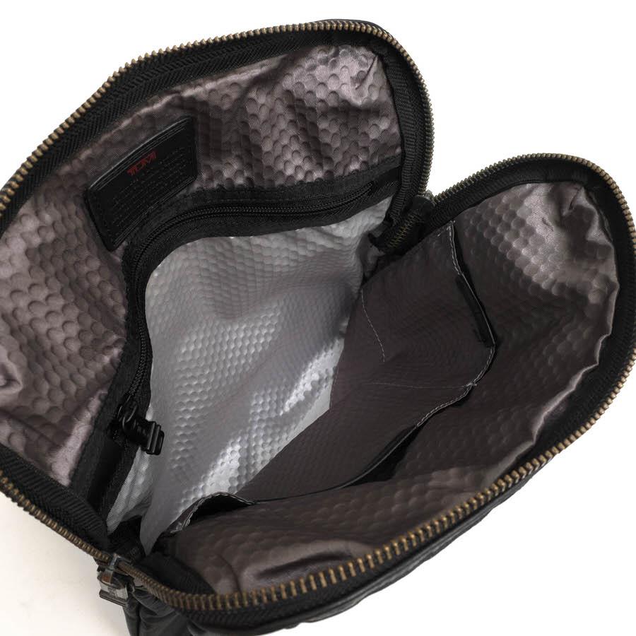 TUMI トゥミ　ALPHA BRAVO ANNAPOLIS ショルダーバッグ TUMI（トゥミ） ショルダーバッグ 92304DH2 Alpha Bravo Annapolis Zip