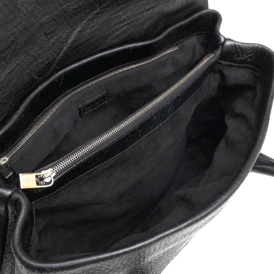 【極美品】 HIROFU ヒロフ ペルーシェ ハンドバッグ シボ革 グレージュ HIROFU ヒロフ ハンドバッグ ペルーシェ 牛革 フラップ式 定番