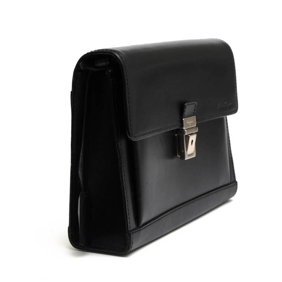 フェラガモ男性用セカンドバッグ(美品) FERRAGAMO Salvatore Ferragamo フェラガモ セカンドバッグ