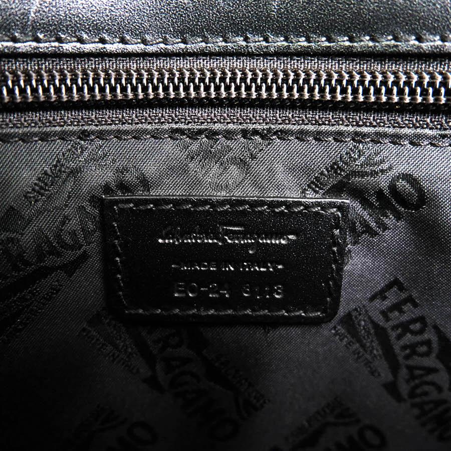 FERRAGAMO（フェラガモ） Salvatore Ferragamo セカンドバッグ