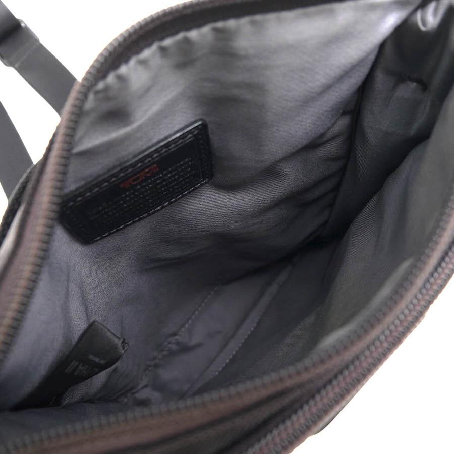 ○トゥミ TUMI バリスティックナイロン ナパレザー 牛革 ショルダーバッグ 022110D2 POCKET BAG SMALL ショルダーポーチ メンズ 【 中古 TUMI（トゥミ） ショルダーバッグ 022110D2 POCKET BAG SMALL バリ