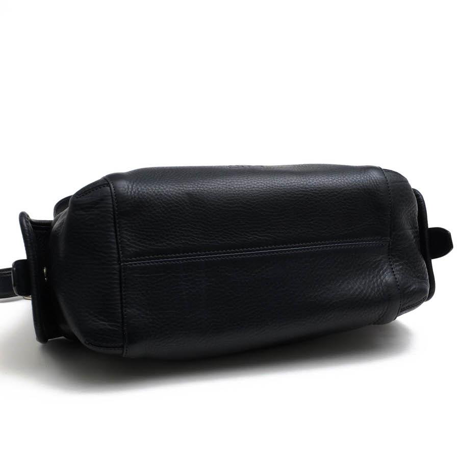 ○ヒロフ HIROFU 牛革 サイドポケット付き ショルダーバッグ Hロゴ シボ革 シュリンクレザー レディース 【中古】 中古 HIROFU（ヒロフ） ショルダーバッグ 牛革 サイドポケット付き Hロゴ