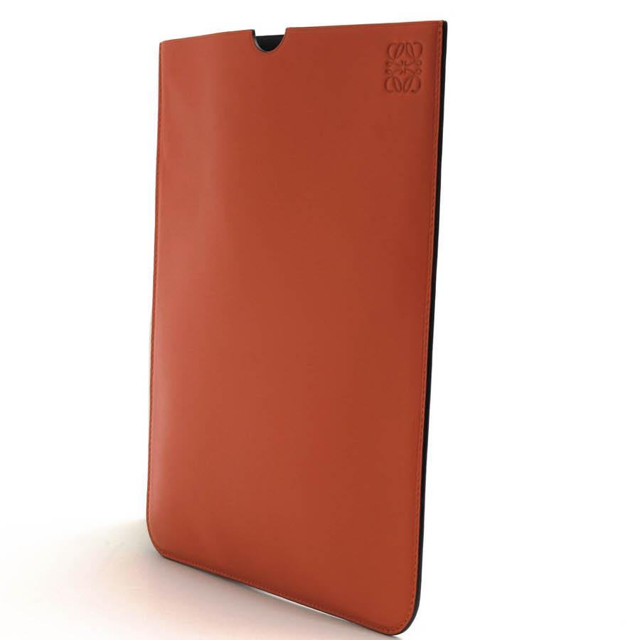 美品　人気ラグジュアリーブランド　ロエベLOEWEレザーiPad Miniケース LOEWE（ロエベ） その他小物 牛革 カーフ アイパット ミニ iPad mini