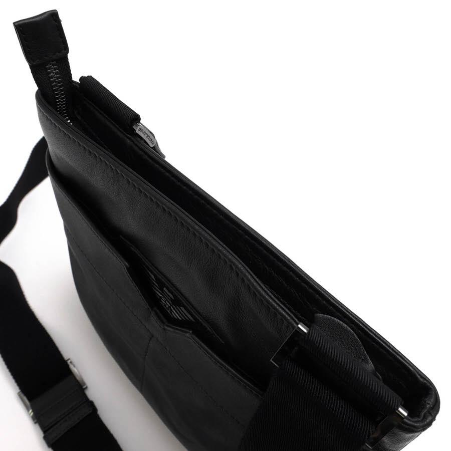 ○アルマーニ EMPORIO ARMANI スムースカーフ 牛革 ショルダーバッグ Y4M045 YD41J VITELLO LISCIO CROST クロスボディバッグ メン 中古 ARMANI（アルマーニ） EMPORIO ARMANI ショルダーバッグ Y4M045 YD41J