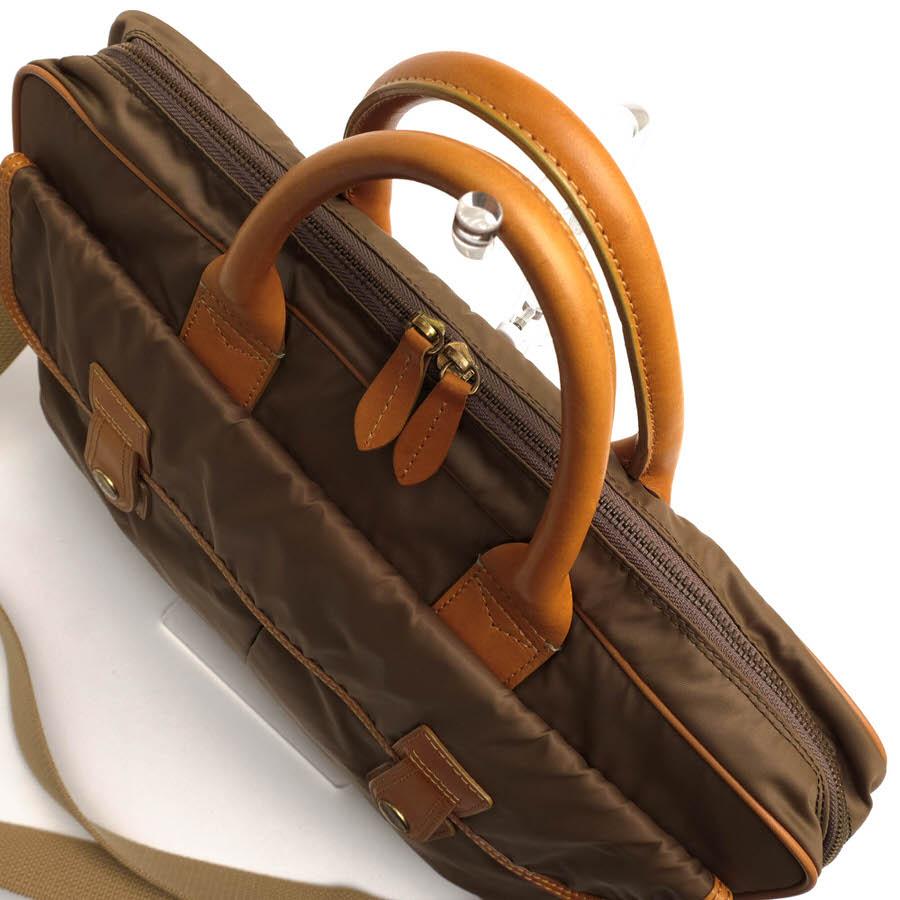 美品　ポールスミス　ビジネスバッグ　肩掛け　ナイロン　レザー Paul Smith（ポール・スミス） ビジネスバッグ 高密度ナイロンツイル