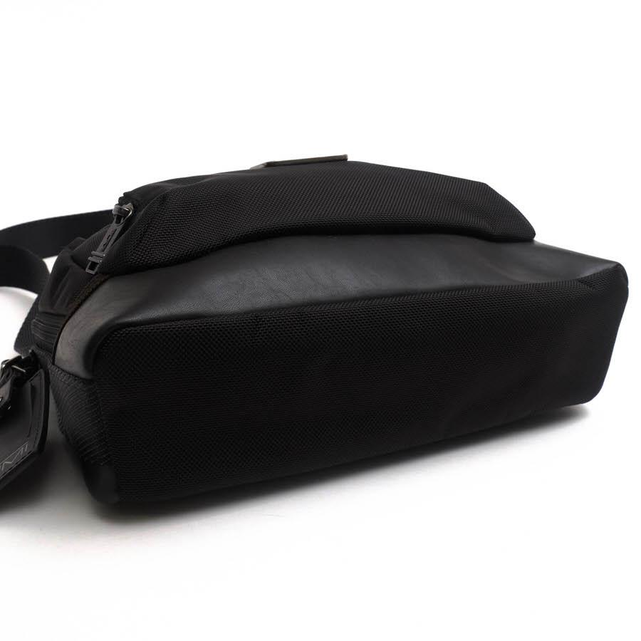 TUMI トゥミ ショルダーバッグ 2223305HKO Hester Crossbody TUMI トゥミ ショルダーバッグ 2223305HKO Hester Crossbody