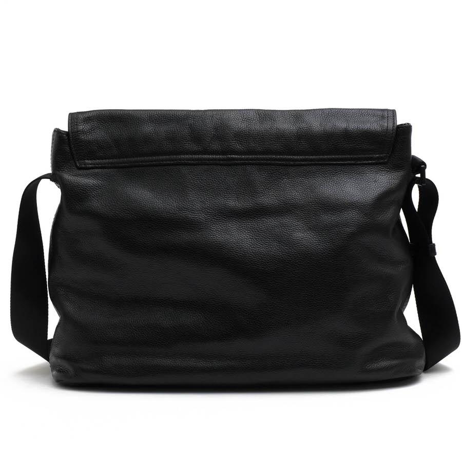 EMPORIO ARMANI ショルダーバッグ レザー シボ革 ブラック