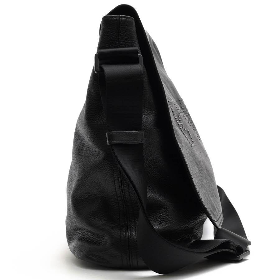 ARMANI（アルマーニ） EMPORIO ARMANI ショルダーバッグ YEMC36 YH033