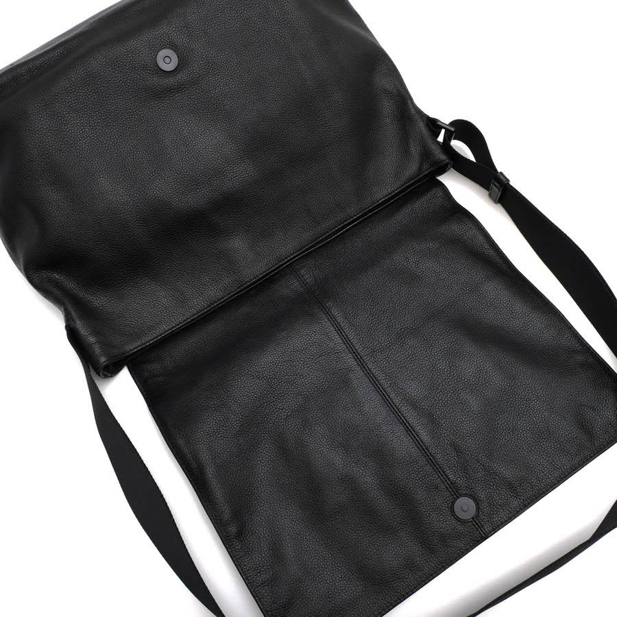 ARMANI（アルマーニ） EMPORIO ARMANI ショルダーバッグ YEMC36 YH033
