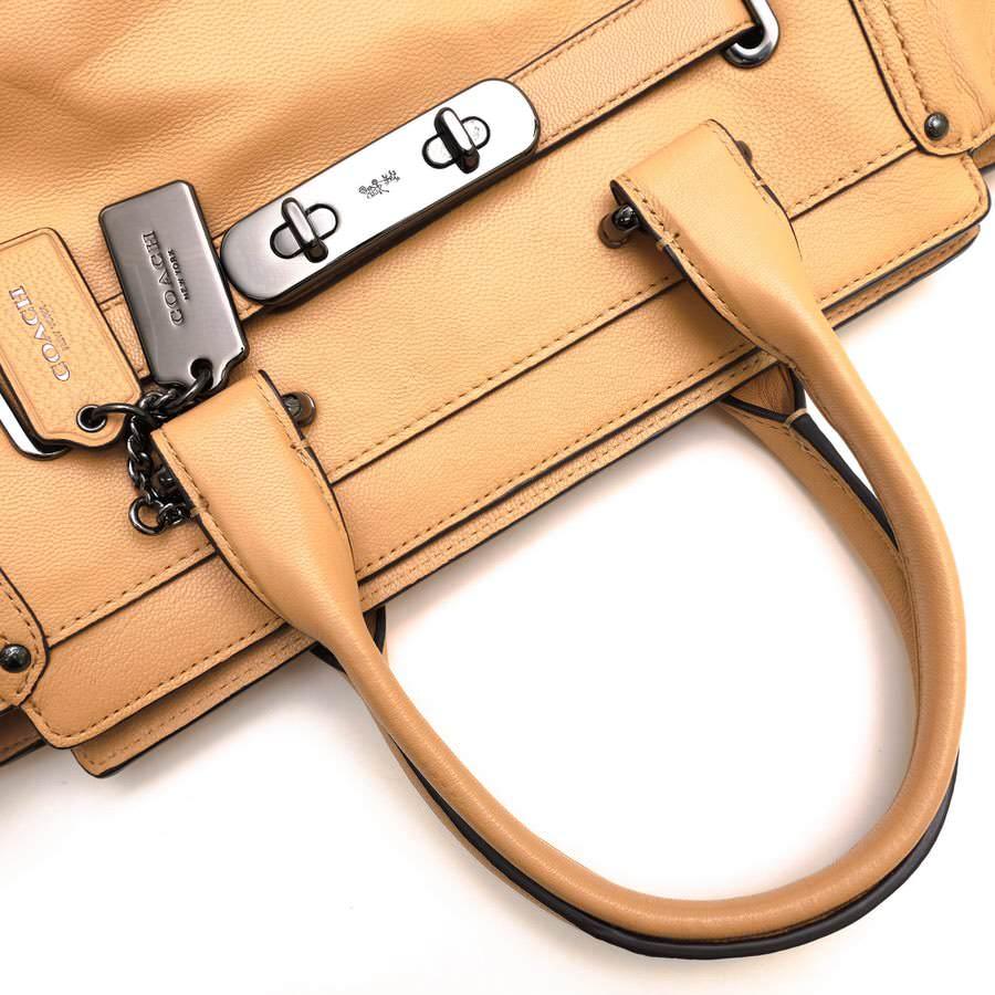 COACH（コーチ） ハンドバッグ F37439 SWAGGER ソフトスワッガー27