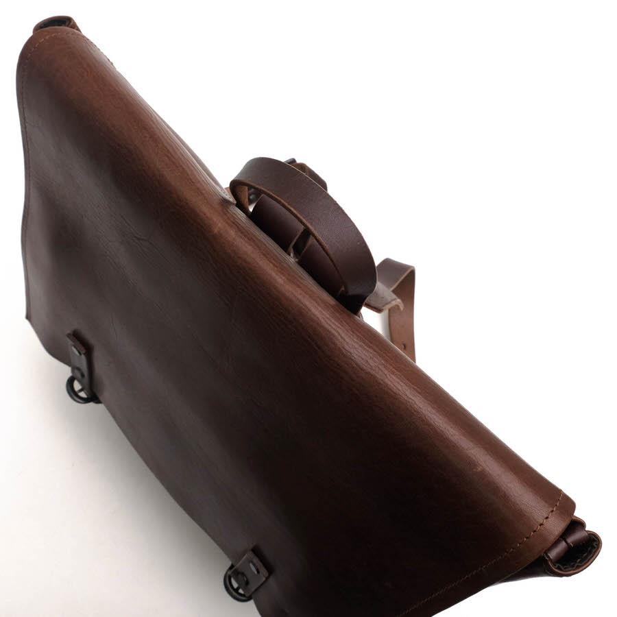 ○バギーポート BAGGY PORT オイルバケッタレザー 牛革 リュック GRN-2020 フラップ式 デイパック メンズ 【中古】 中古 BAGGY PORT バギーポート リュック GRN-2020 オイルバケッタレザー