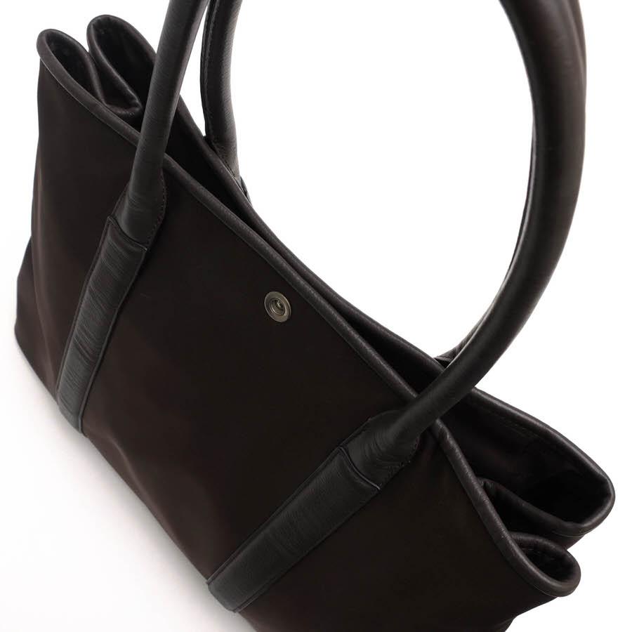 BARNEYS NEWYORK バーニーズニューヨーク トートバッグ ナイロン BARNEYS NEWYORK バーニーズニューヨーク トートバッグ ナイロン