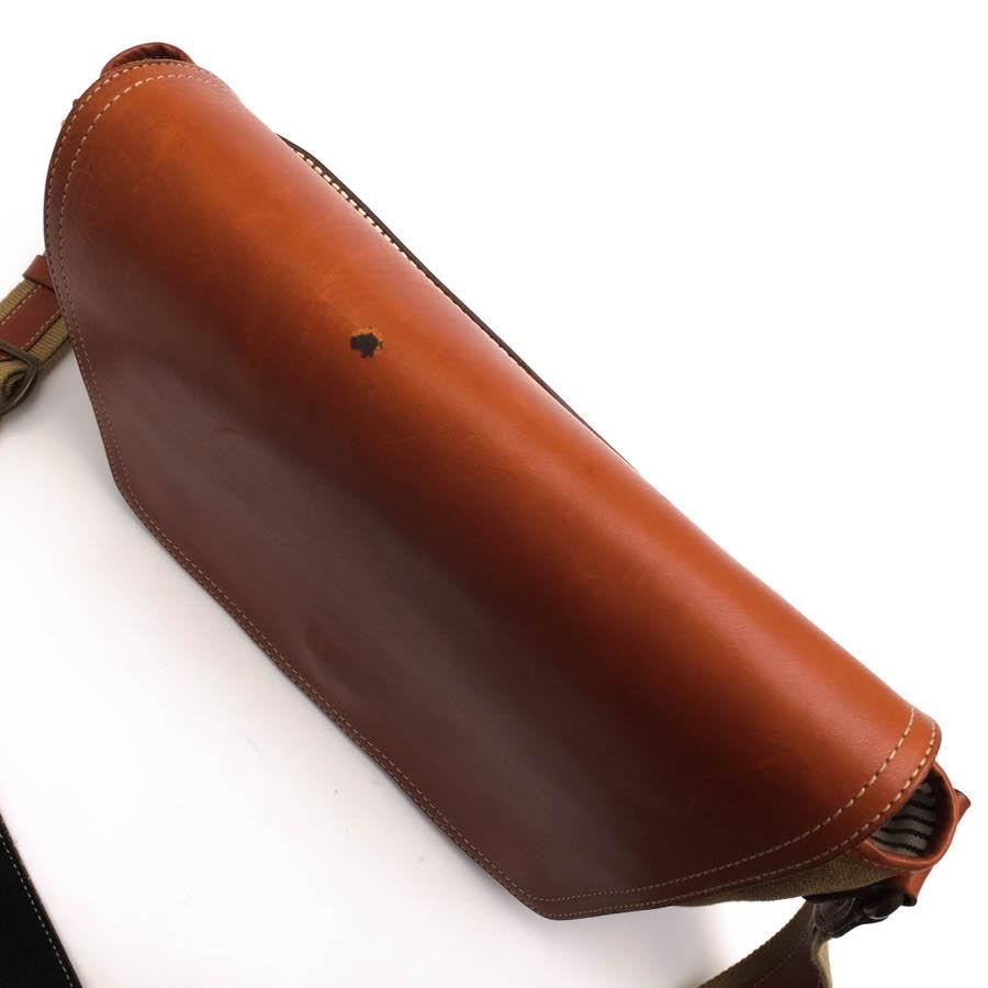【ルルクマ】土屋鞄 カメラ散歩バッグ 土屋鞄、「革のカメラバッグ」発売 - Impress Watch