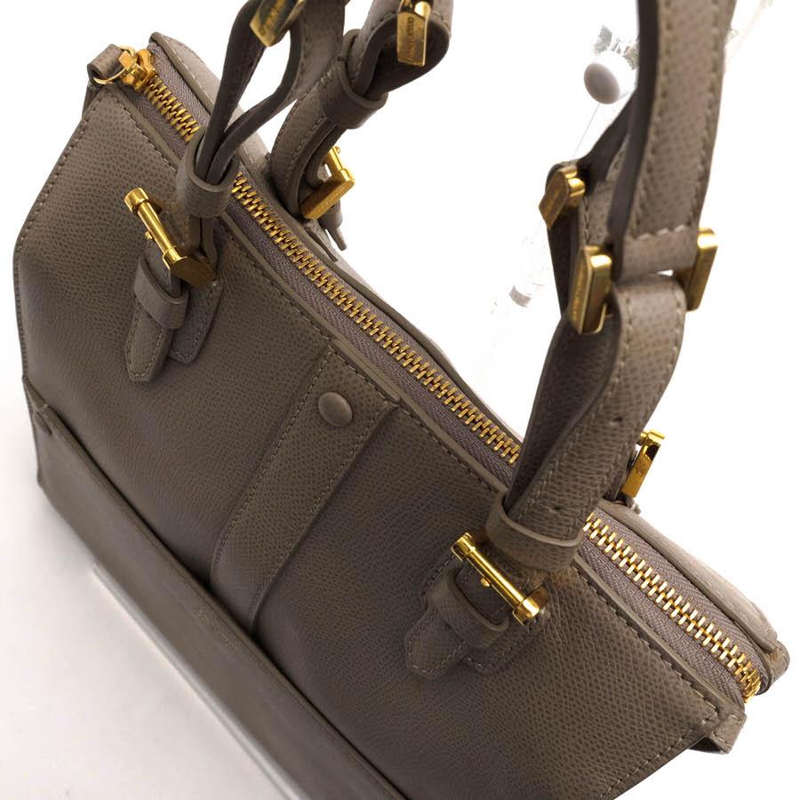 ○アルマーニ GIORGIO ARMANI グレイン型押し牛革 ハンドバッグ YGWN25 BAULETTO PICCOLO VITELLO STAMP シボ革 シュリンクレザー  中古 ARMANI（アルマーニ） GIORGIO ARMANI ハンドバッグ YGWN25 BAULETTO