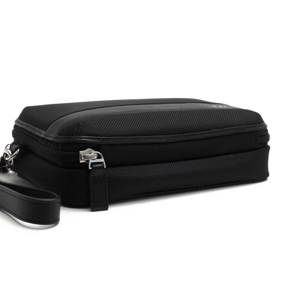 TUMI（トゥミ） セカンドバッグ/クラッチバッグ 01192294D2 ALPHA SLG