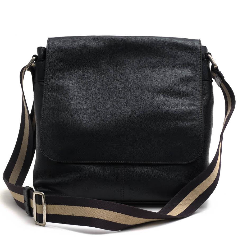 【美品】　コーチ ショルダーバッグ チャールズ スモール メッセンジャー 濃紺 COACH（コーチ） ショルダーバッグ F72362 Charles Small Messenger In