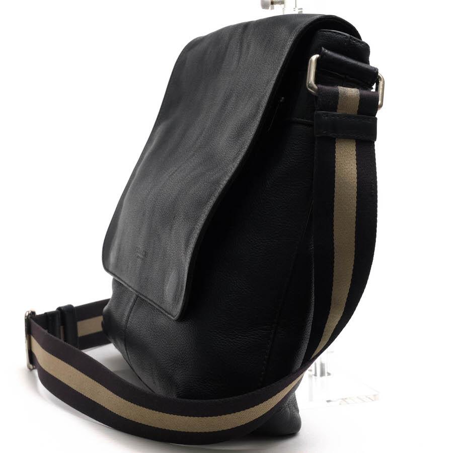COACH（コーチ） ショルダーバッグ F72362 Charles Small Messenger In