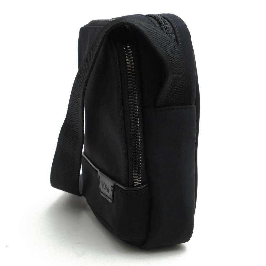TUMI（トゥミ） ショルダーバッグ 06602030D Harrison Nicols Small