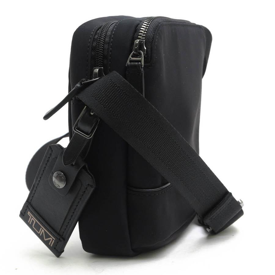 TUMI（トゥミ） ショルダーバッグ 06602030D Harrison Nicols Small