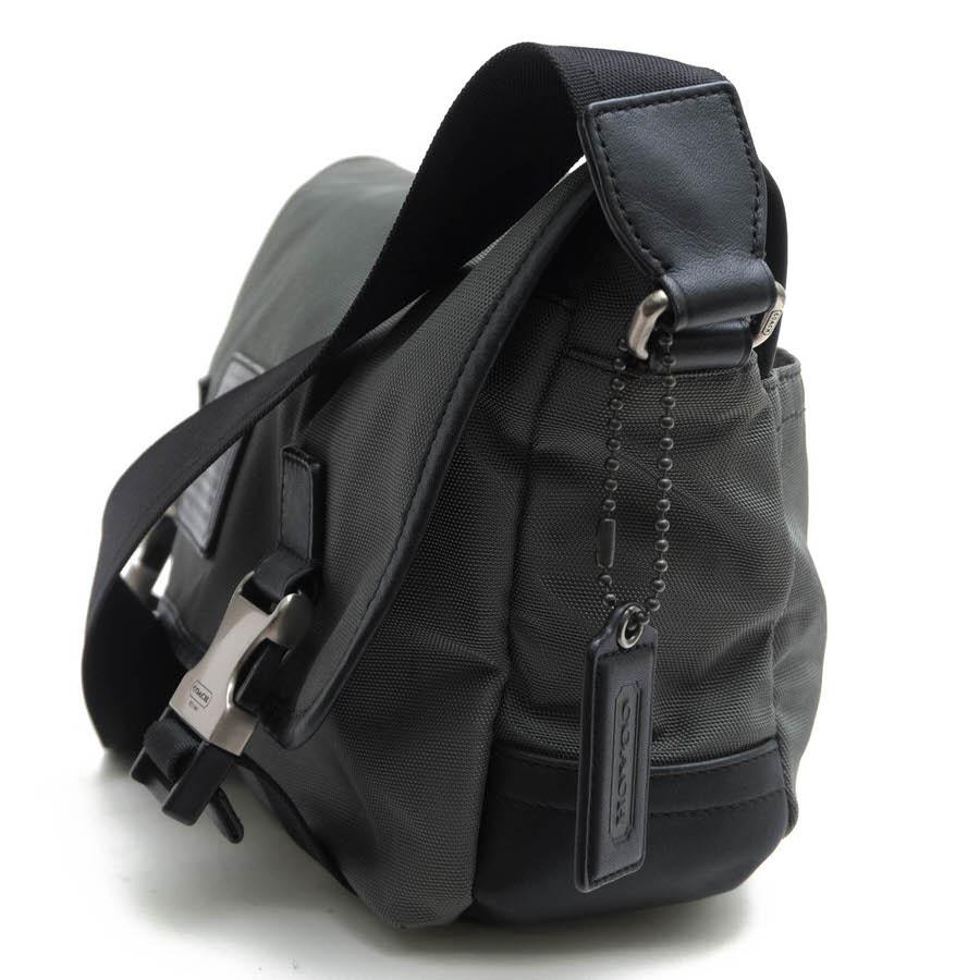 【極美品】COACH メンズ ボイジャー ショルダーバッグ F70575 COACH（コーチ） ショルダーバッグ F70575 Voyager Flap Crossbody