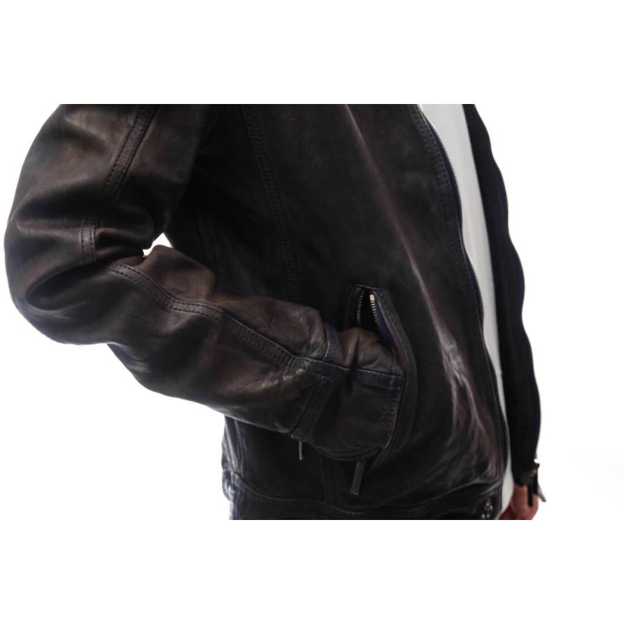 ARMANI（アルマーニ） EMPORIO ARMANI シングルライダース L1B18P