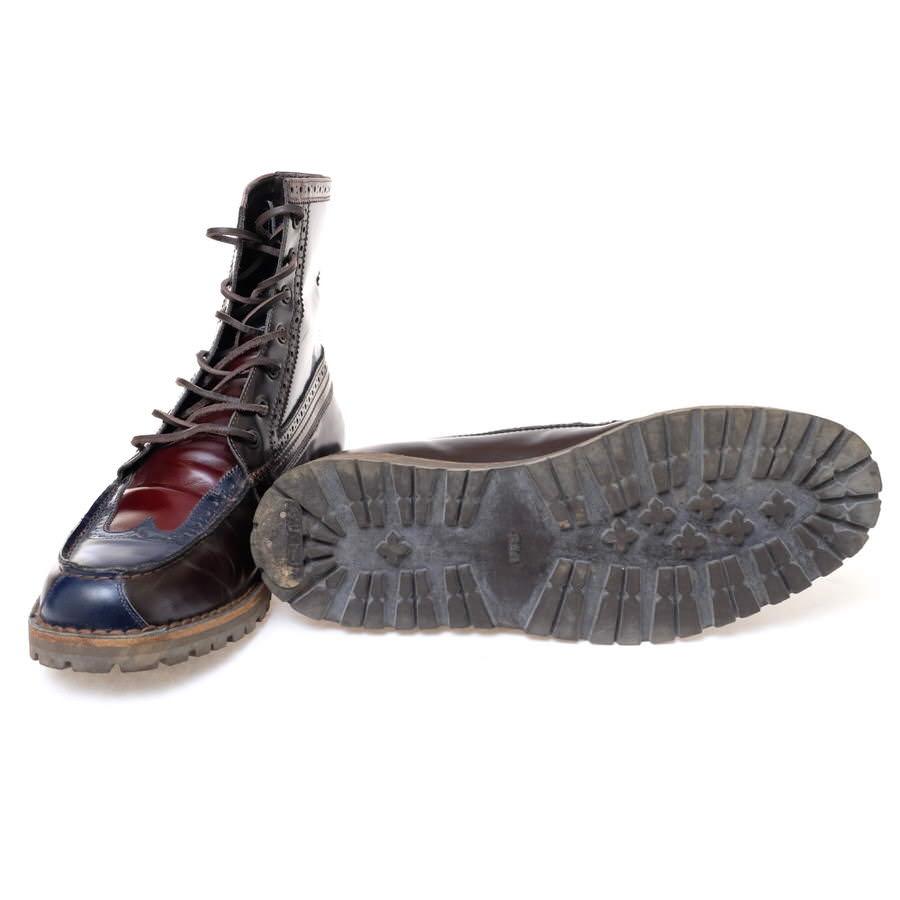 DSQUARED2 メダリオン ウィングチップ レザーシューズ DSQUARED2 メダリオン ウィングチップ レザーシューズ