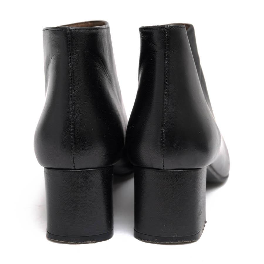 マルニ　ショートブーツ MARNI（マルニ） ブーティ ショートブーツ 牛革 カーフ チャンキー