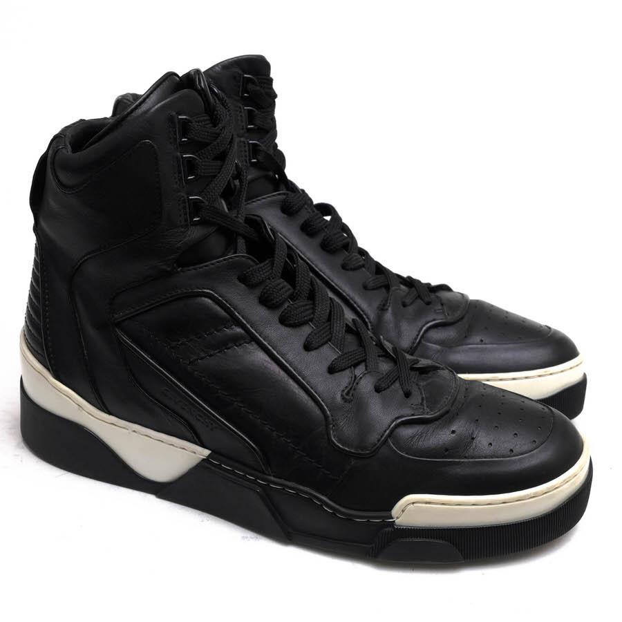 Givenchy スニーカー ハイカット　EU41 GIVENCHY ジバンシー ハイカットスニーカー Tyson stars leather