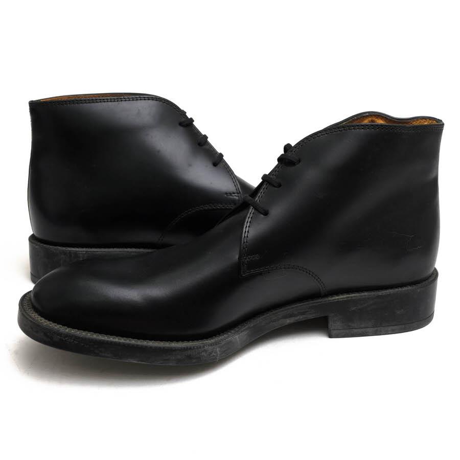 TOD'S（トッズ） チャッカブーツ 牛革 カーフ ラバーソール プレーン