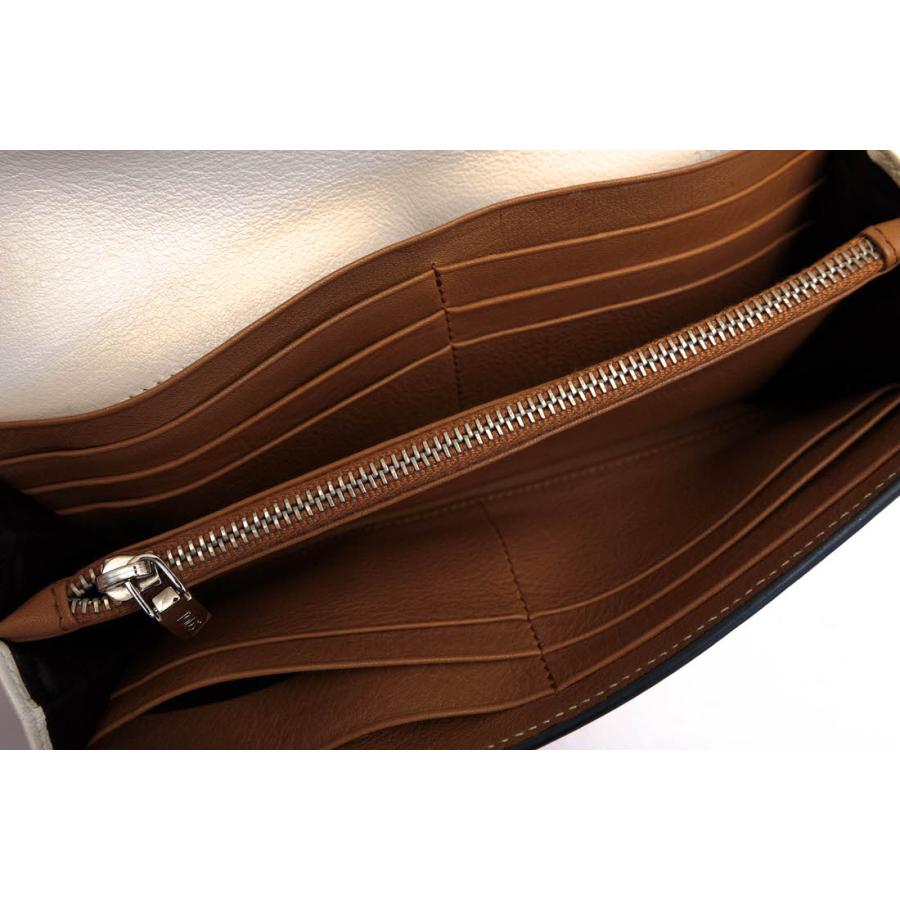 TOD'S（トッズ） 長財布 ラムレザー 子羊革 ダブルT バイカラー 小銭