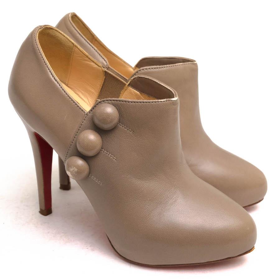 Christian Louboutin クリスチャン ルブタン ブーティ C
