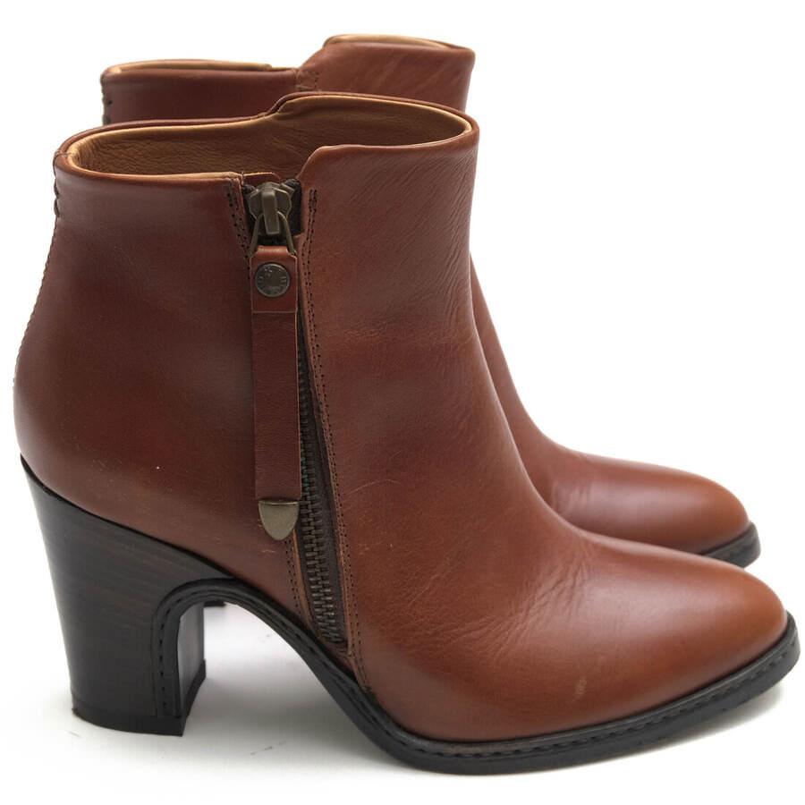 ○ブッテロ BUTTERO 牛革 ショートブーツ B5245  サイドジップ レザーソール ハイヒール レディース 【中古】 中古 BUTTERO ブッテロ ショートブーツ B5245 牛革 サイドジップ レザー