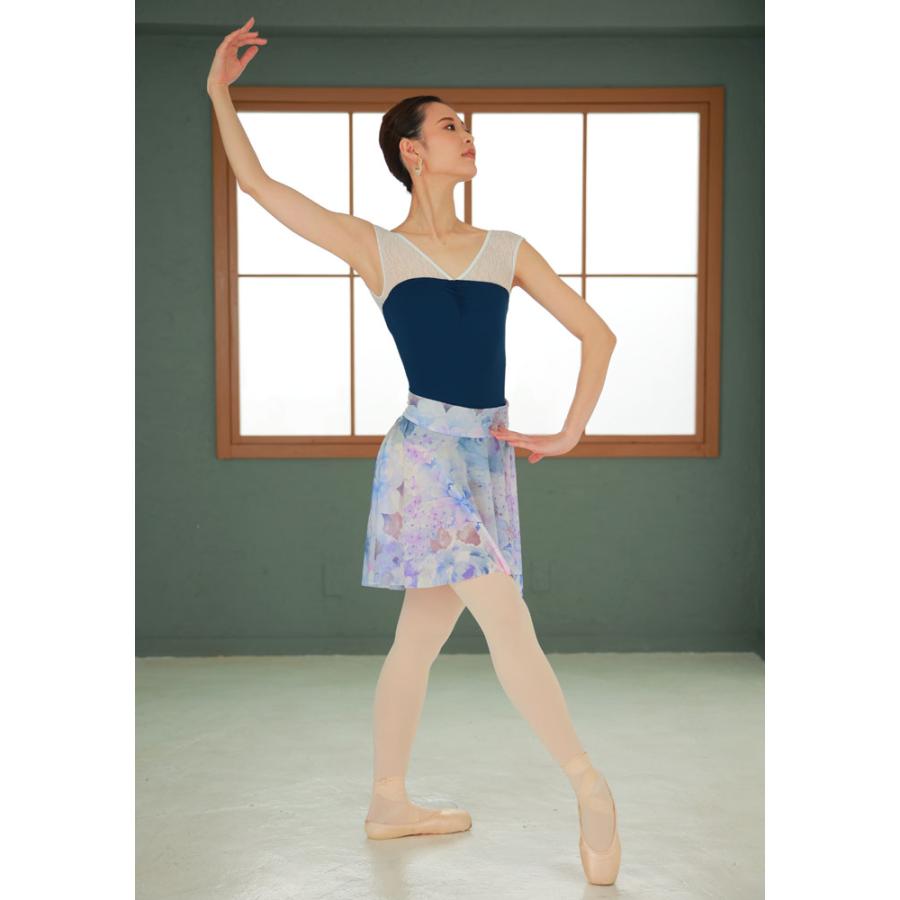 バレエレオタード シャンデリーレース・Vネックレオタード 大人