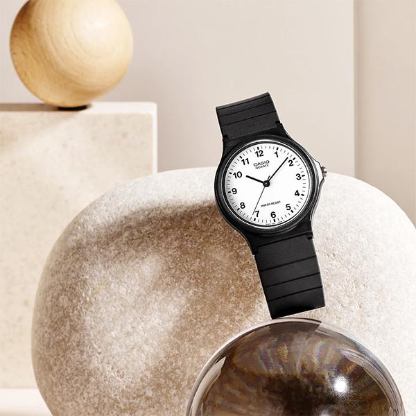 CASIO Collection カシオ コレクション・スタンダード MQ-24-7BLLJH