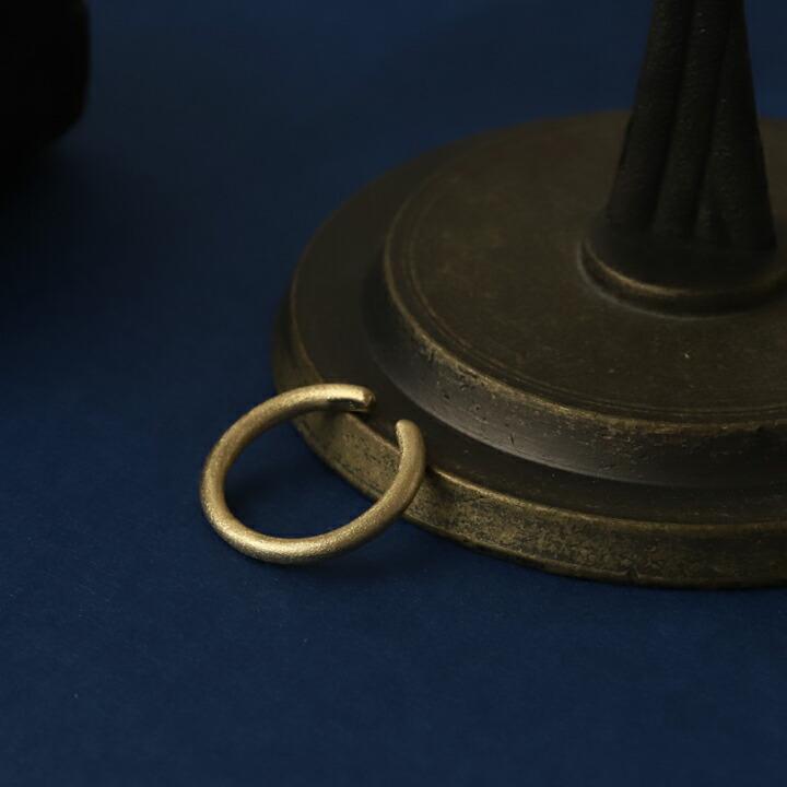 イヤーカフ 18金 イヤカフ k18 18k レディース ノンホール ピアス シルク マット 18 金 ノンホールピアス シンプル | DEVAS | 01