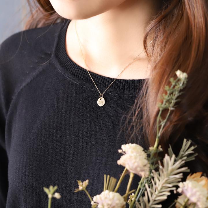 18金ネックレス k18 ネックレス 18金 レディース イニシャルネックレス イニシャル アルファベット コイン 刻印 18k | DEVAS | 08