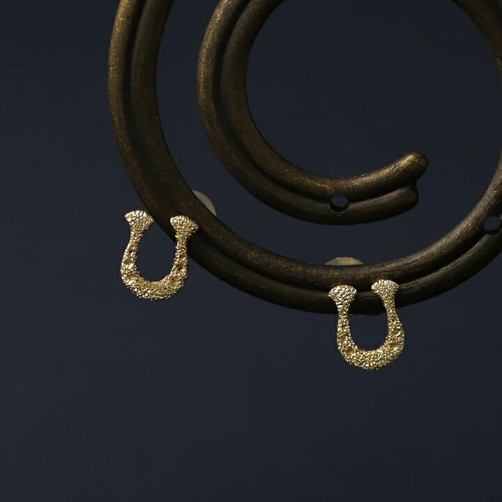 18金 ピアス k18 18金ピアス 18k 馬蹄 ホースシュー シンプル k18ピアス レディース ピアス18金 ゴールド 18kピアス | DEVAS | 01